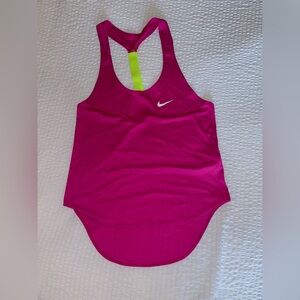 workout tank top.
